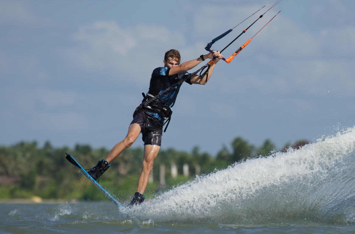 Advanced kitesurf coaching Kalpitiya Sri Lanka